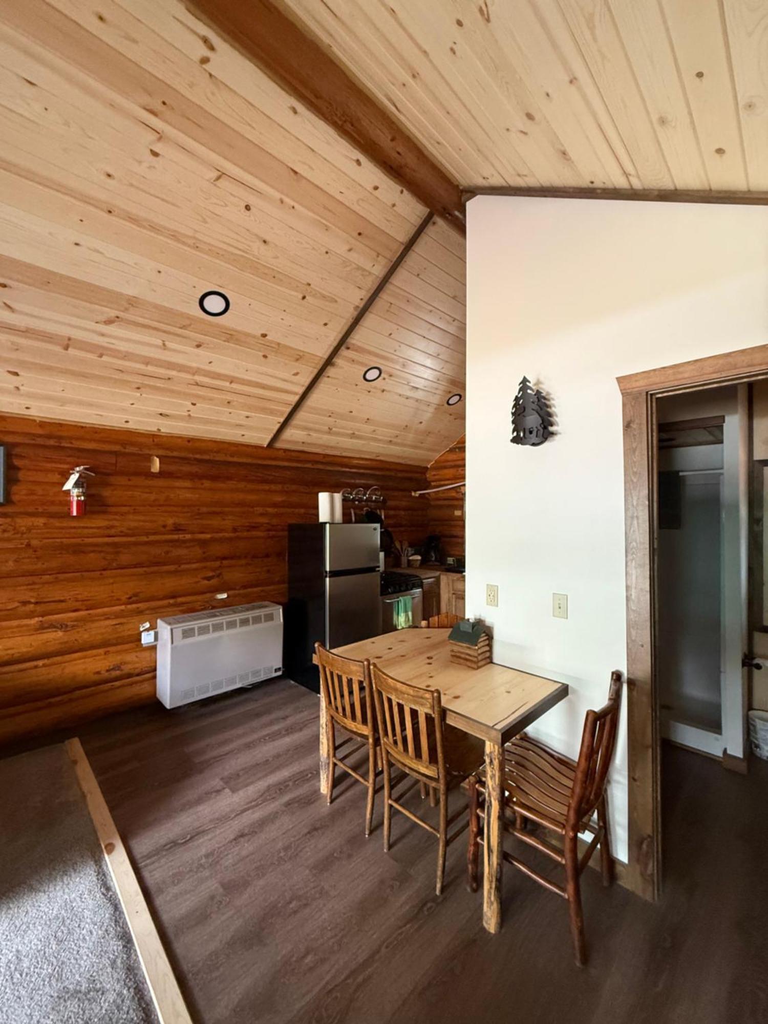 קוק סיטי Silver Gate Lodging מראה חיצוני תמונה